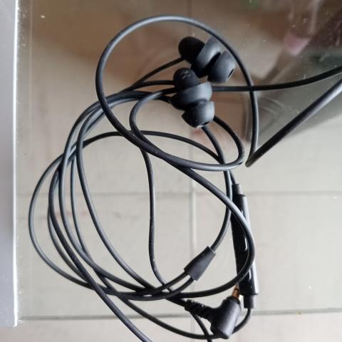 troc de  Ecouteurs anti bruit, sur mytroc