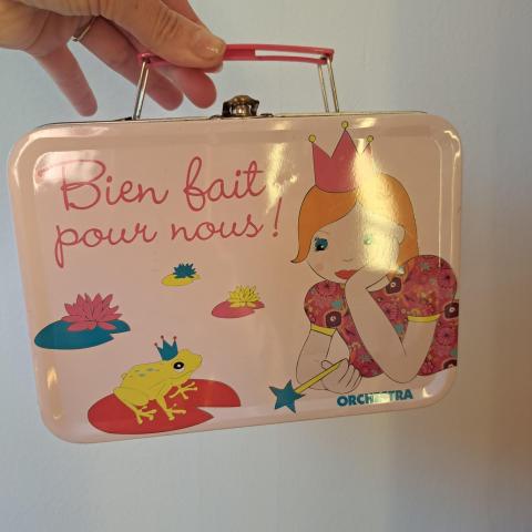 troc de  Valisette en métal, sur mytroc