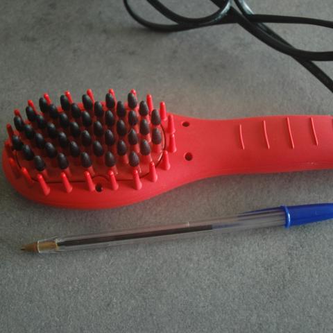 troc de  Brosse cheveux électrique, sur mytroc