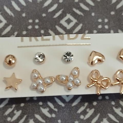 troc de  Lots De Boucles D ' Oreilles, sur mytroc
