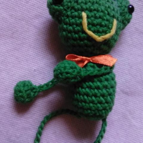 troc de  porte clé, grenouille, très bon état, sur mytroc
