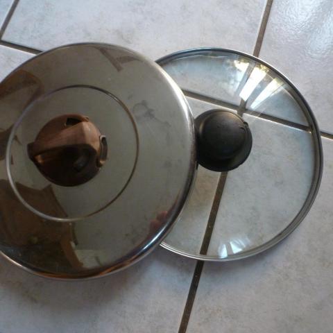 troc de  2 couvercles, sur mytroc