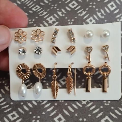 troc de  Lots De Boucles D ' Oreilles, sur mytroc