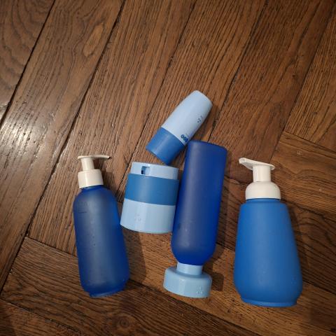 troc de  Ensemble de contenants en plastique neuf, sur mytroc