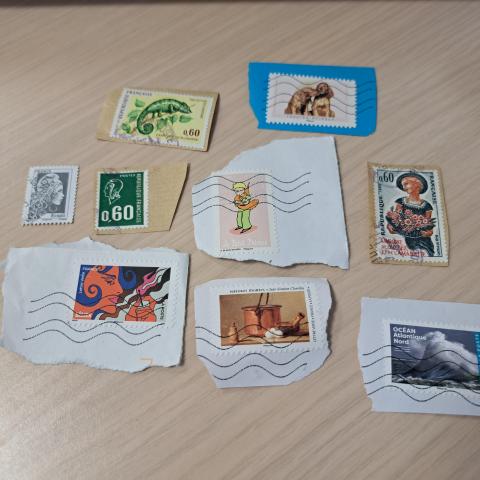 troc de  Lot de timbres oblitérés pour collection, sur mytroc