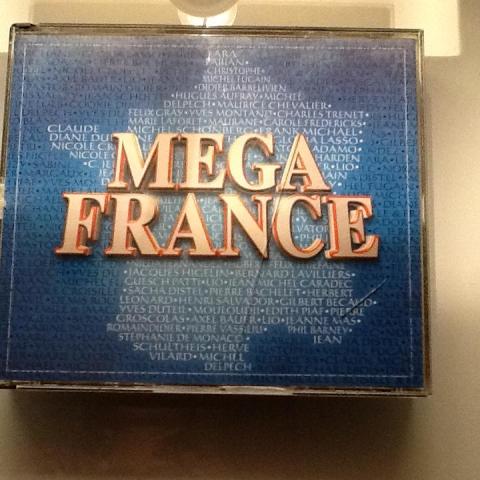 troc de  Reserved  Mega Fance 4 cds 100 chansons, sur mytroc