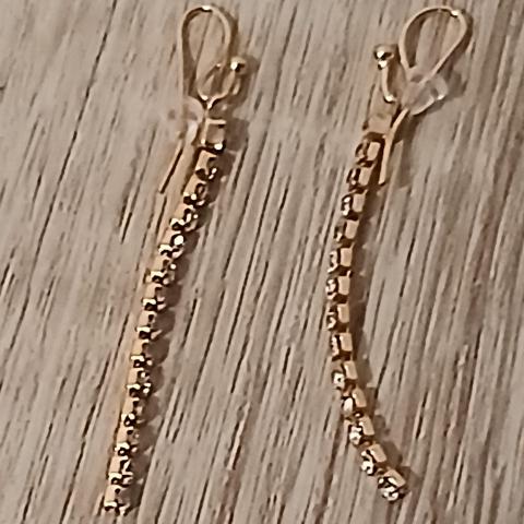 troc de  Une Paire De Boucle D Oreille, sur mytroc