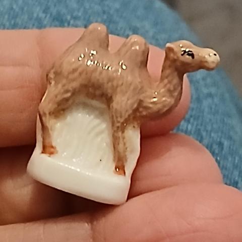 troc de  Reserver Sissi. Une Fève, sur mytroc