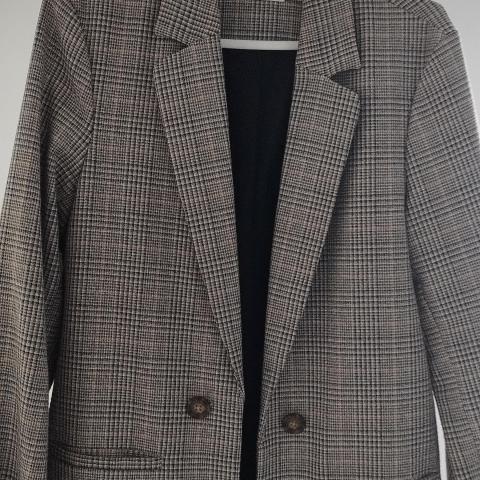 troc de  Veste a carreaux Bonobo, sur mytroc