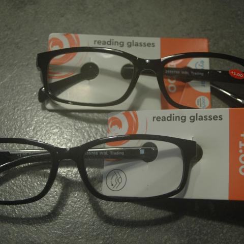 troc de  Lunettes neuves num 2, sur mytroc