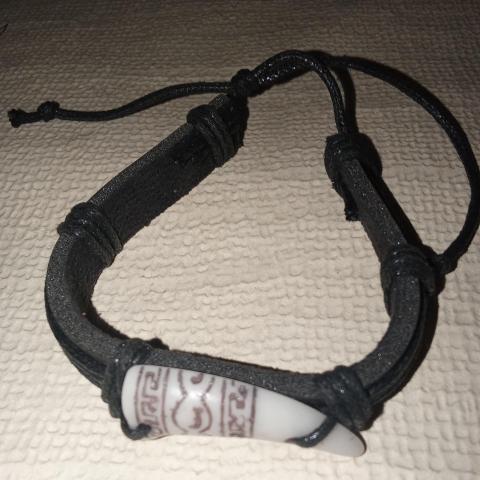 troc de  bracelet ajustable neuf, sur mytroc