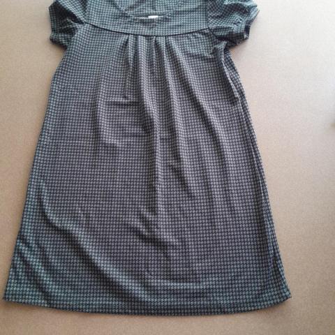 troc de  Robe femme très bon état taille S, sur mytroc