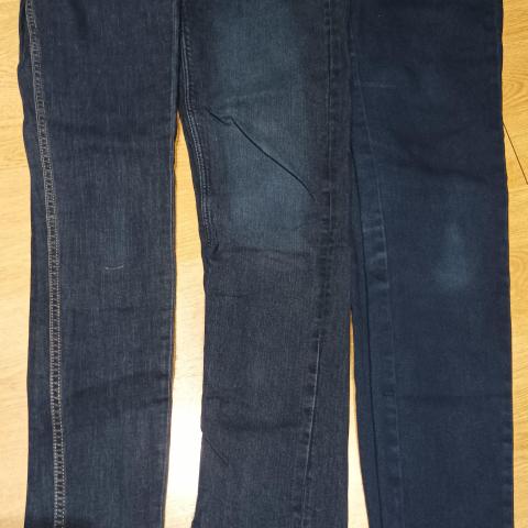 troc de  Lot de jeans femme, sur mytroc