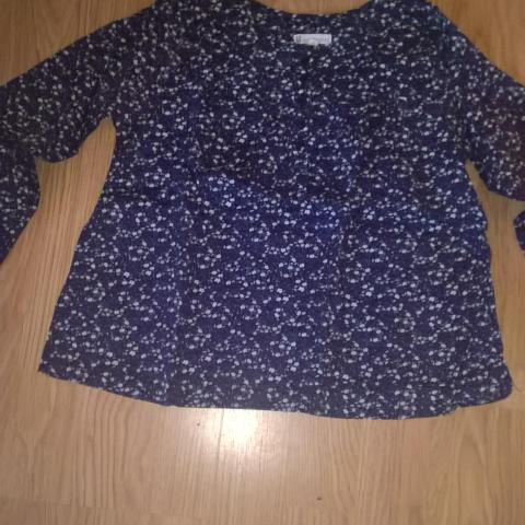 troc de  blouse taille 5 ans, sur mytroc