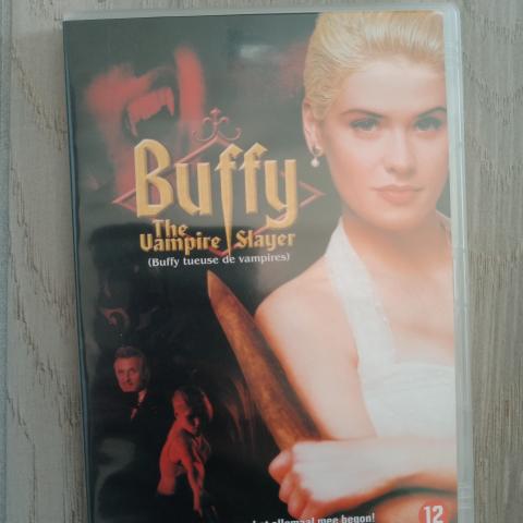 troc de  DVD film Buffy tueuse de vampires, sur mytroc