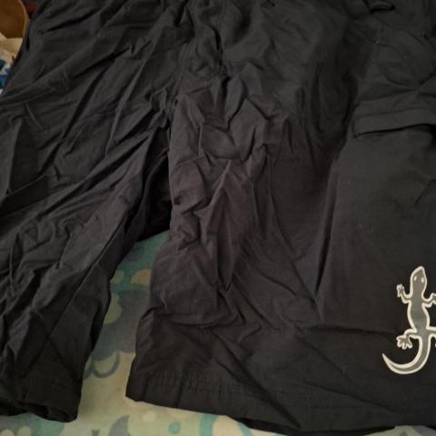 troc de  Short 44, sur mytroc