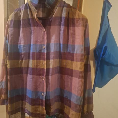 troc de  Chemise taille 50, sur mytroc