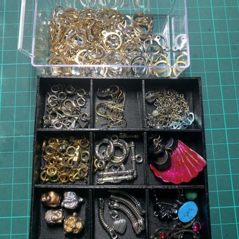 troc de  Lot pour créer des bijoux, sur mytroc