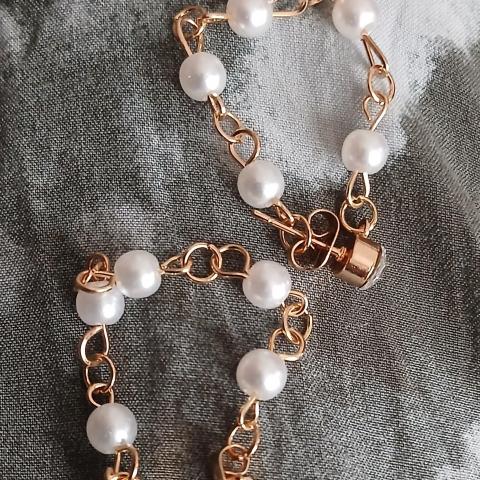 troc de  Une Paire De Boucle D Oreille, sur mytroc