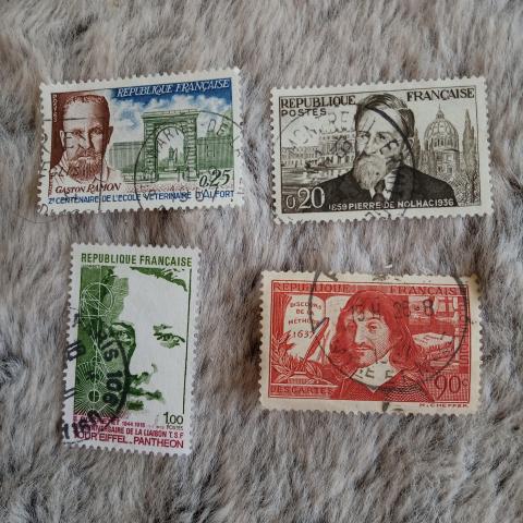 troc de  Réservé Lot timbres personnalisés diverses, sur mytroc
