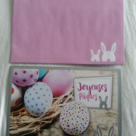 troc de  Carte "Joyeuses Pâques" et son enveloppe colorée rose assortie, sur mytroc