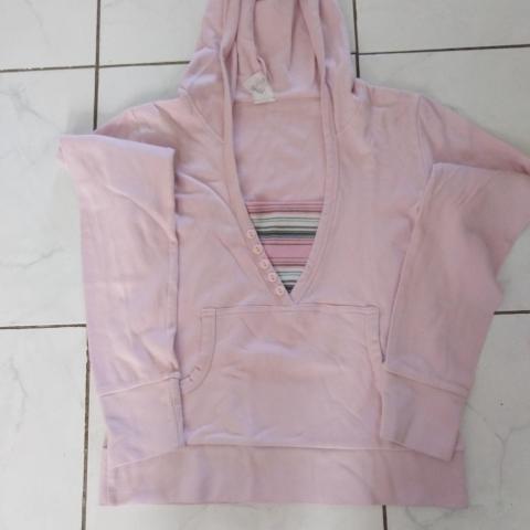 troc de  Sweat capuche poche ventrale taille 34/36, sur mytroc