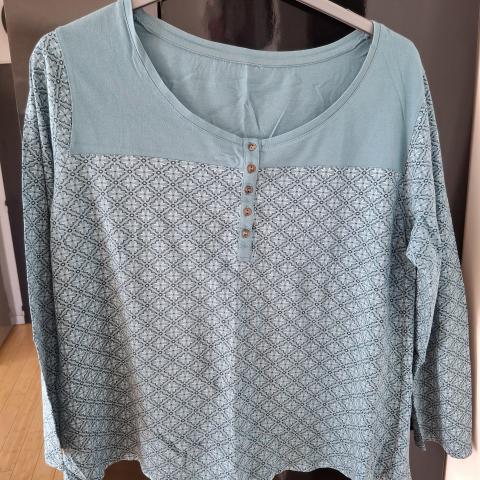 troc de  Haut pyjama neuf, sur mytroc