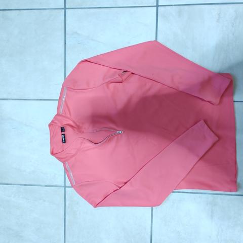 troc de  Pull léger 38 40, sur mytroc