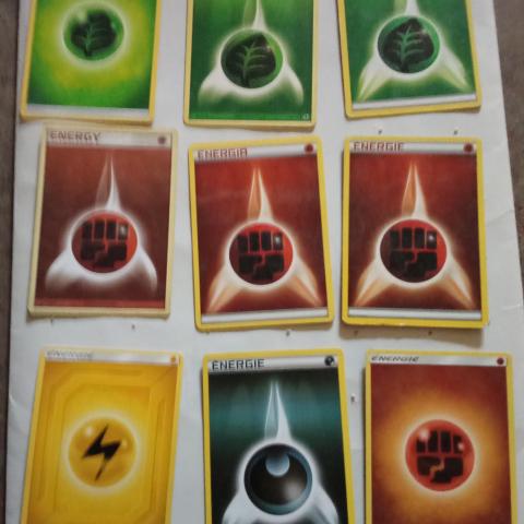 troc de  lot cartes pokémons, sur mytroc