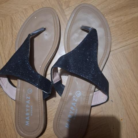 troc de  Tong taille 41, sur mytroc