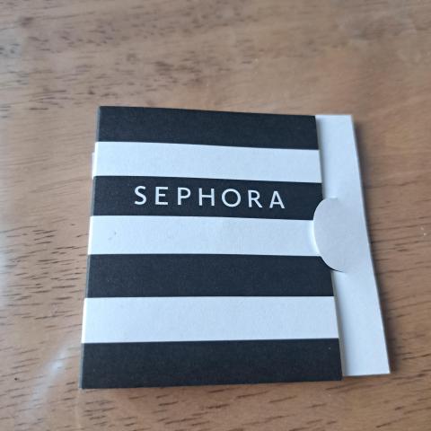 troc de  RESERVE - Échantillon Burberry London, sur mytroc