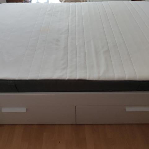 troc de  Donne lit ikea avec tiroir, sur mytroc