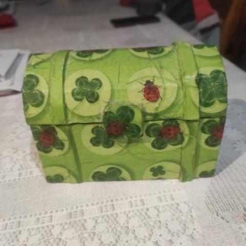 troc de  Petit coffre fait main, sur mytroc