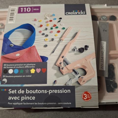 troc de  Pressions plastique a poser, sur mytroc