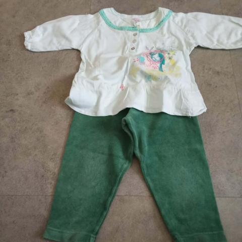 troc de  Ensemble 1 an  vert culotte velours fin, sur mytroc