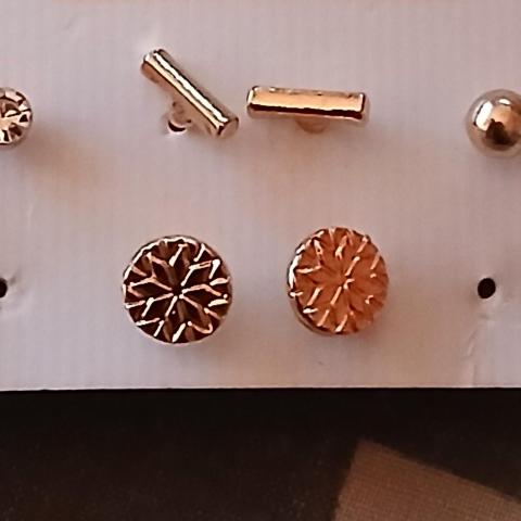 troc de  Reserver Troqueuse Lots De Boucles D Oreilles, sur mytroc