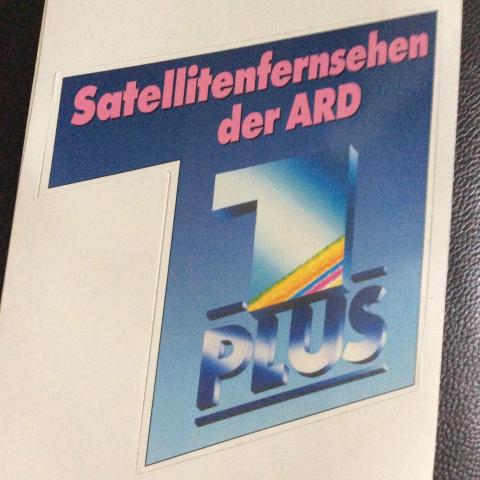 troc de  Autocollant Radio allemande ARD années 90 /11x9, sur mytroc