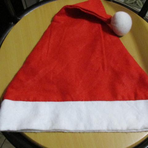 troc de  bonnet pére noël p état, sur mytroc