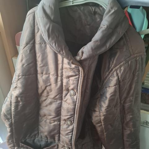 troc de  Manteau taille 52, sur mytroc