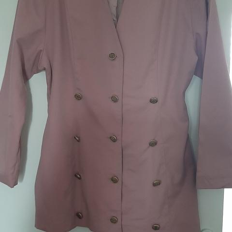 troc de  Veste rose taille 2, sur mytroc