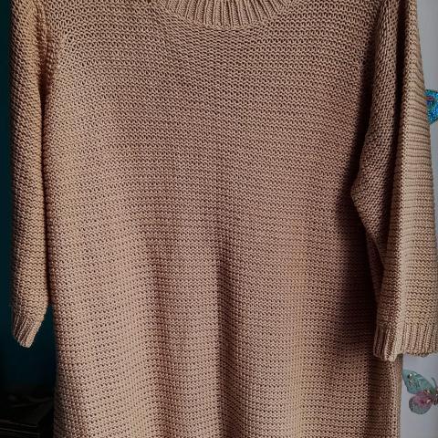 troc de  Pull beige doré. RESERVE., sur mytroc