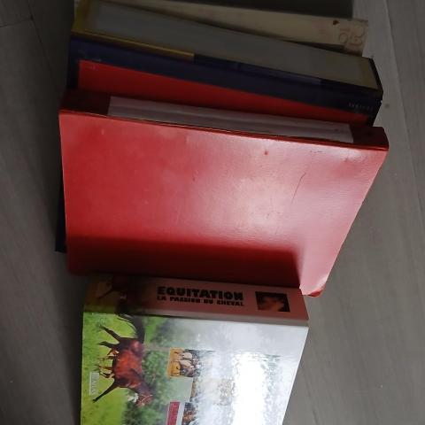 troc de  Lots De Grands Classeurs, sur mytroc