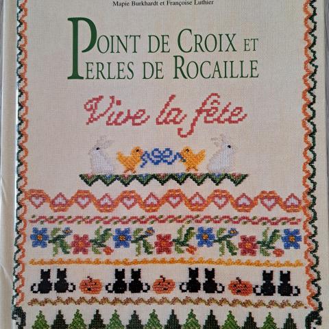 troc de  Réservé Point de croix et perles de rocaille, sur mytroc