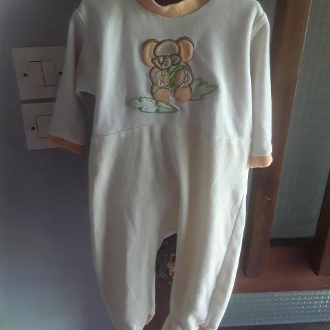 troc de  Pyjamas 6 mois, sur mytroc