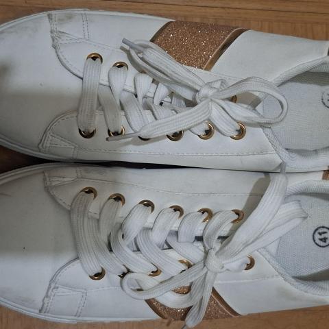 troc de  Basquettes taille 41, sur mytroc