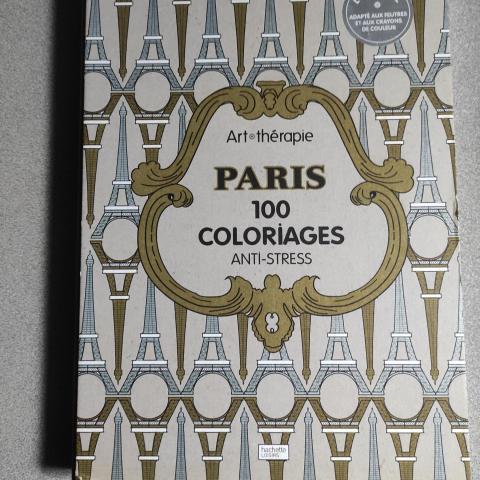 troc de  Paris. 100 coloriages anti stress, sur mytroc