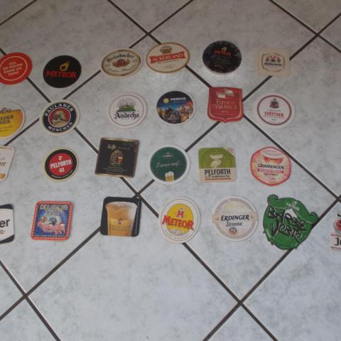 troc de  lot de 25 dessous de verre différents, sur mytroc
