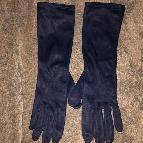 troc de  Paire de gants noirs taille 7, sur mytroc