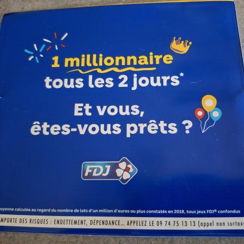 troc de  RECHERCHE Pochette plastique loto, sur mytroc