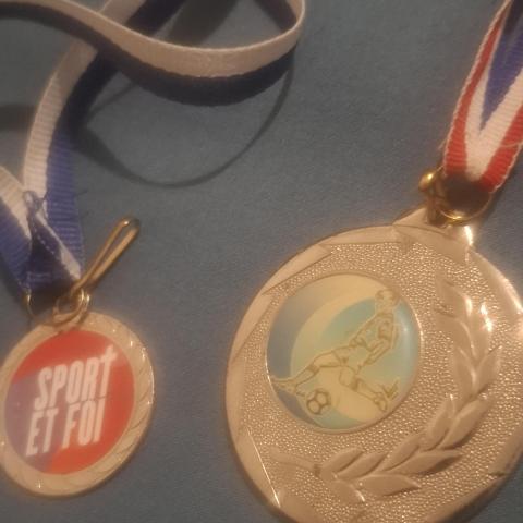 troc de  Lot 2 medailles, sur mytroc